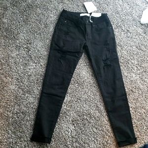 Black distressed kancan jeans